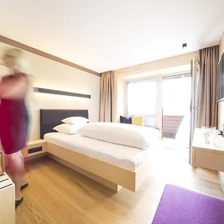 Garni Maria Gruen Otel 3*