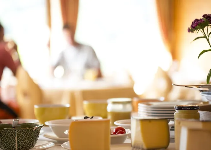 Hotel Garni Maria Gruen 3*